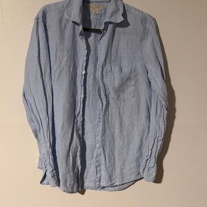 Banana Republic Light Blue Casual Button Down Shirt